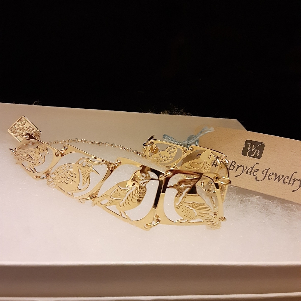 Jewelry - Picture 2 of 4